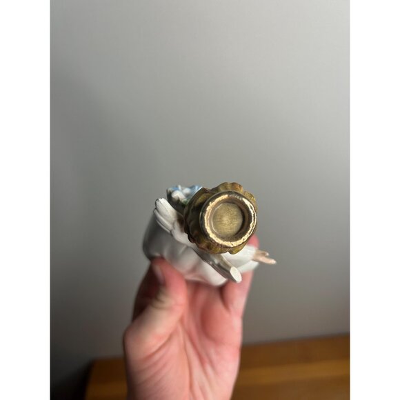 Vintage lady girl figurine kitschy wings angel January birthday collectable - Picture 7 of 7